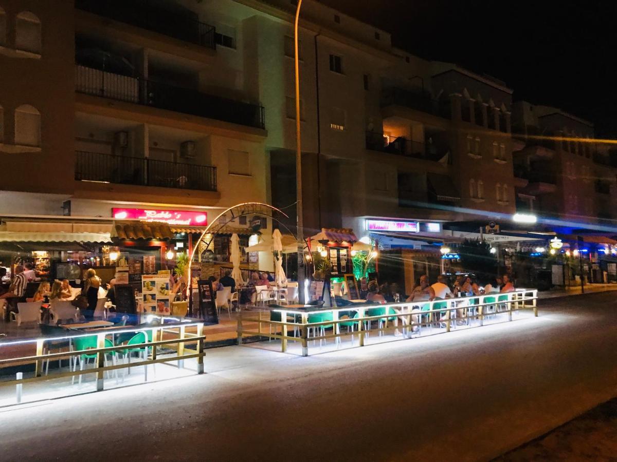 Lovely Apartment In Playa Flamenca Orihuela Exterior foto