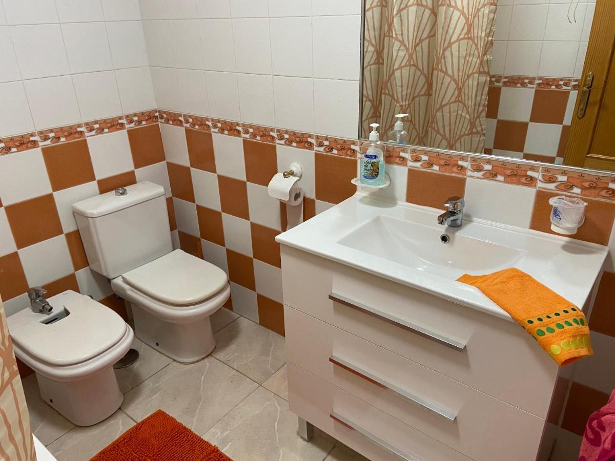 Lovely Apartment In Playa Flamenca Orihuela Exterior foto